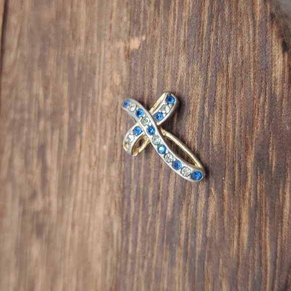 Stampd Jewelry - sapphire crystal‎ 10k gold cross eternity pendant